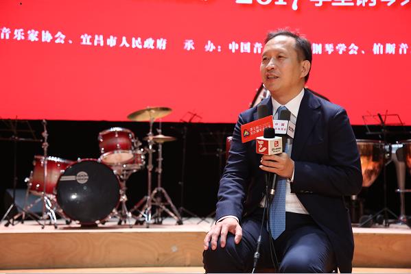 长江钢琴诠释“中国乐器制造”