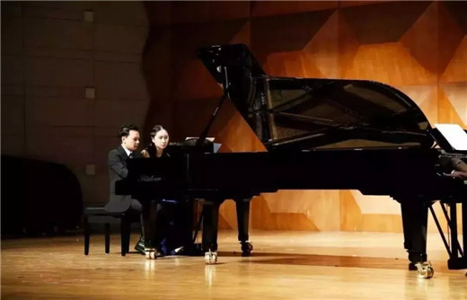 两架德国博兰斯勒九尺钢琴奏响星海音乐学院六十华诞暨贝多芬逝世190周年纪念“钢琴·交响·贝多芬”系列音乐会首演！