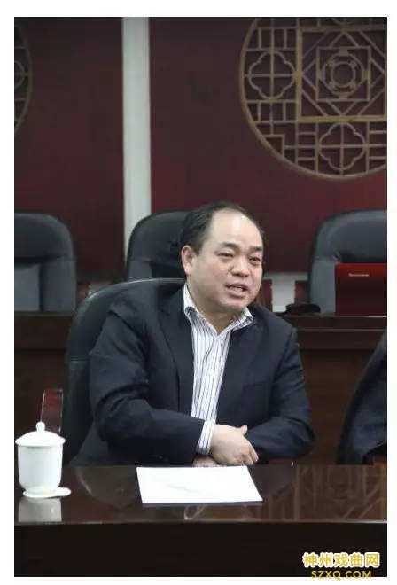 以戏装为桥梁，梨园行中吐芬芳——中原戏装品牌升级