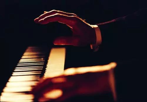 交响时空 | 为你介绍深情的钢琴重奏曲