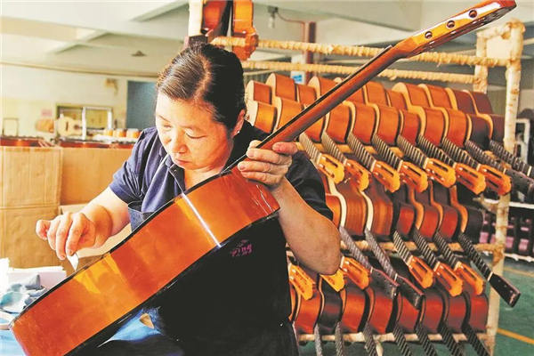 漳州乐器业奏响“突围曲”