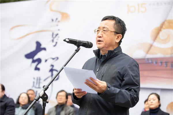 百台兰考古筝进央音 奏响乡村乐器经济新时代乐章