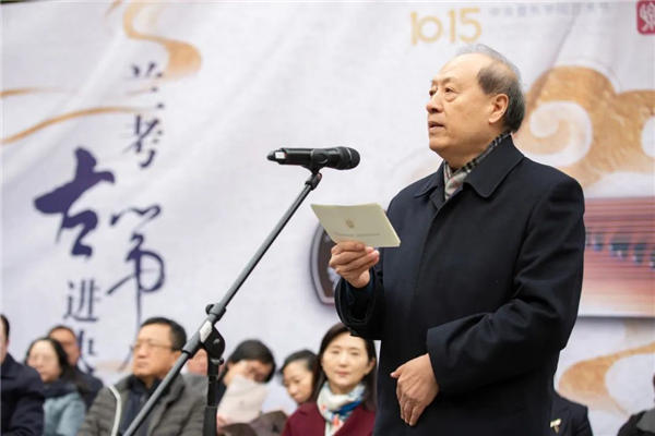 百台兰考古筝进央音 奏响乡村乐器经济新时代乐章