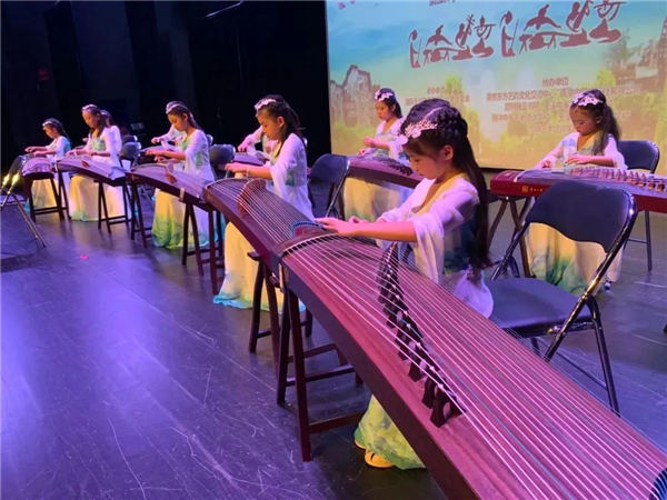 江苏扬州市：科技赋能琴筝艺术