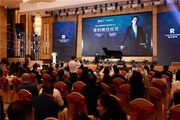 国际钢琴艺术家吴牧野出任珠江·恺撒堡钢琴全球品牌代言人