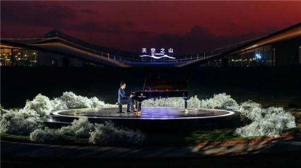 赴一场山海之约，和吴牧野一起在音乐中做一场海岛的星月美梦