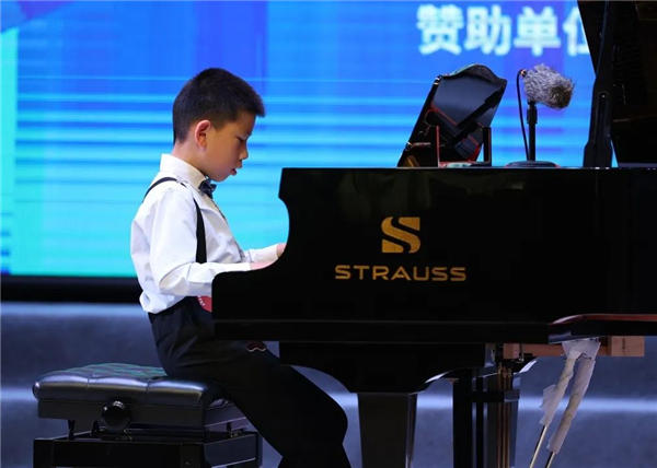 “施特劳斯杯”2023年金山区学生艺术单项比赛举行