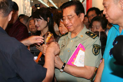 出席嘉宾:著名歌唱家、教育家李双江