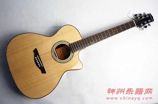 常见的外观配置，镁合金旋钮，音孔彩贝镶嵌，中规中矩。