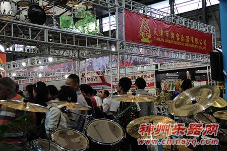 天津市 津宝乐器亮相上海乐器展