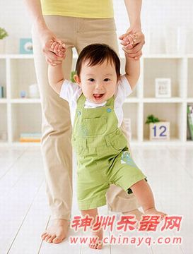 孩子不可过早学走路学乐器