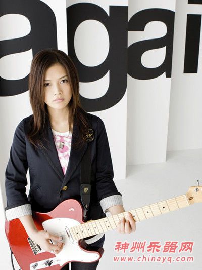 中分和吉他 音乐才女腕儿必备造型