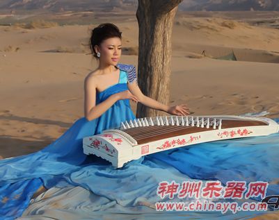 古筝女神张晓棠献唱“唐诗文化节”