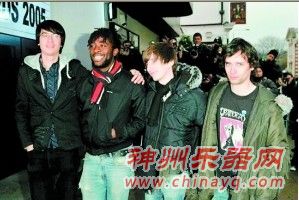 神奇摇滚“天团”Bloc Party重回吉他摇滚的风格