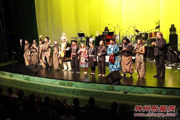 朱哲琴携民乐师德国办音乐会   致力发展保护民乐