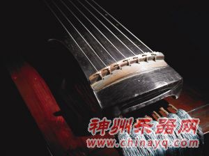 唐大圣遗音琴以891万成交 古琴收藏炙手可热