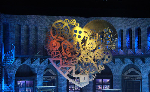 “霍夫曼”舞台悬念将揭晓 上演最萌版机器娃娃