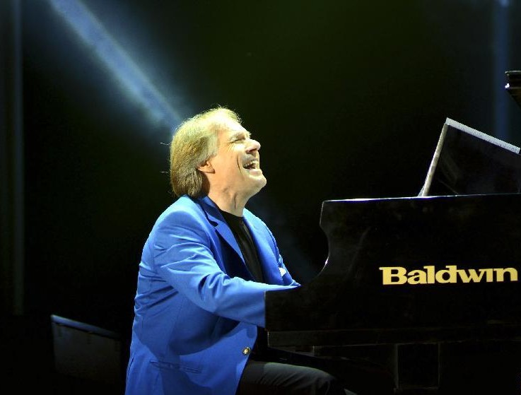 钢琴王子理查德克莱德曼天津献艺