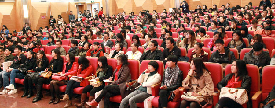 距第三届长江钢琴音乐节开幕还有3天—— 话说二届 盛事空前（二）