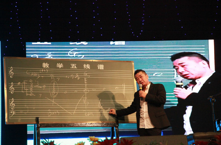 距第三届长江钢琴音乐节开幕还有3天—— 话说二届 盛事空前（二）