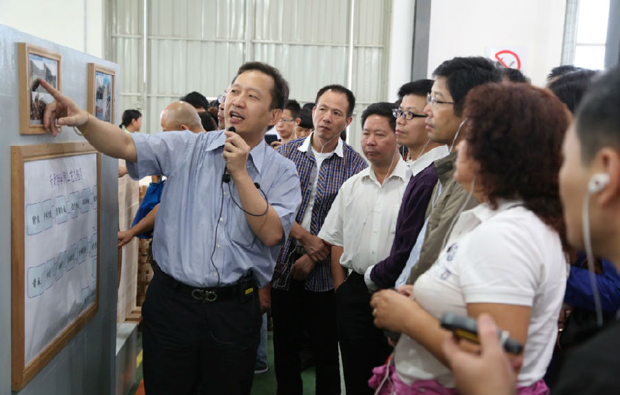 全国地市报社长（总编）看“长江”