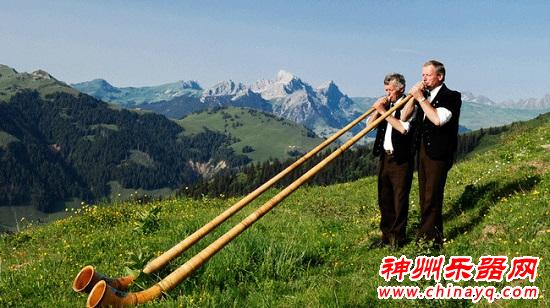 跟随总理走近瑞士达沃斯 了解瑞士音乐文化代表
