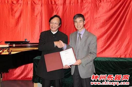 刘育熙小提琴演奏会走进巴黎 奏响中国魂