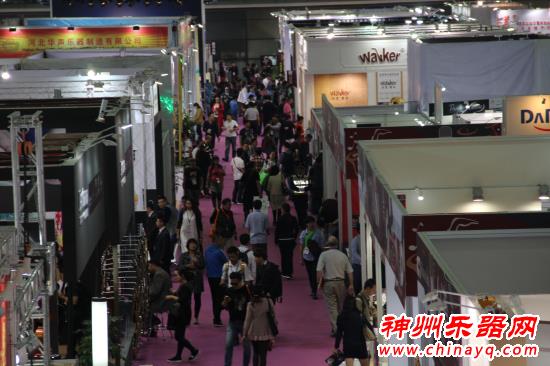 神州乐器网带你逛展会 上海国际乐器展第一天概览