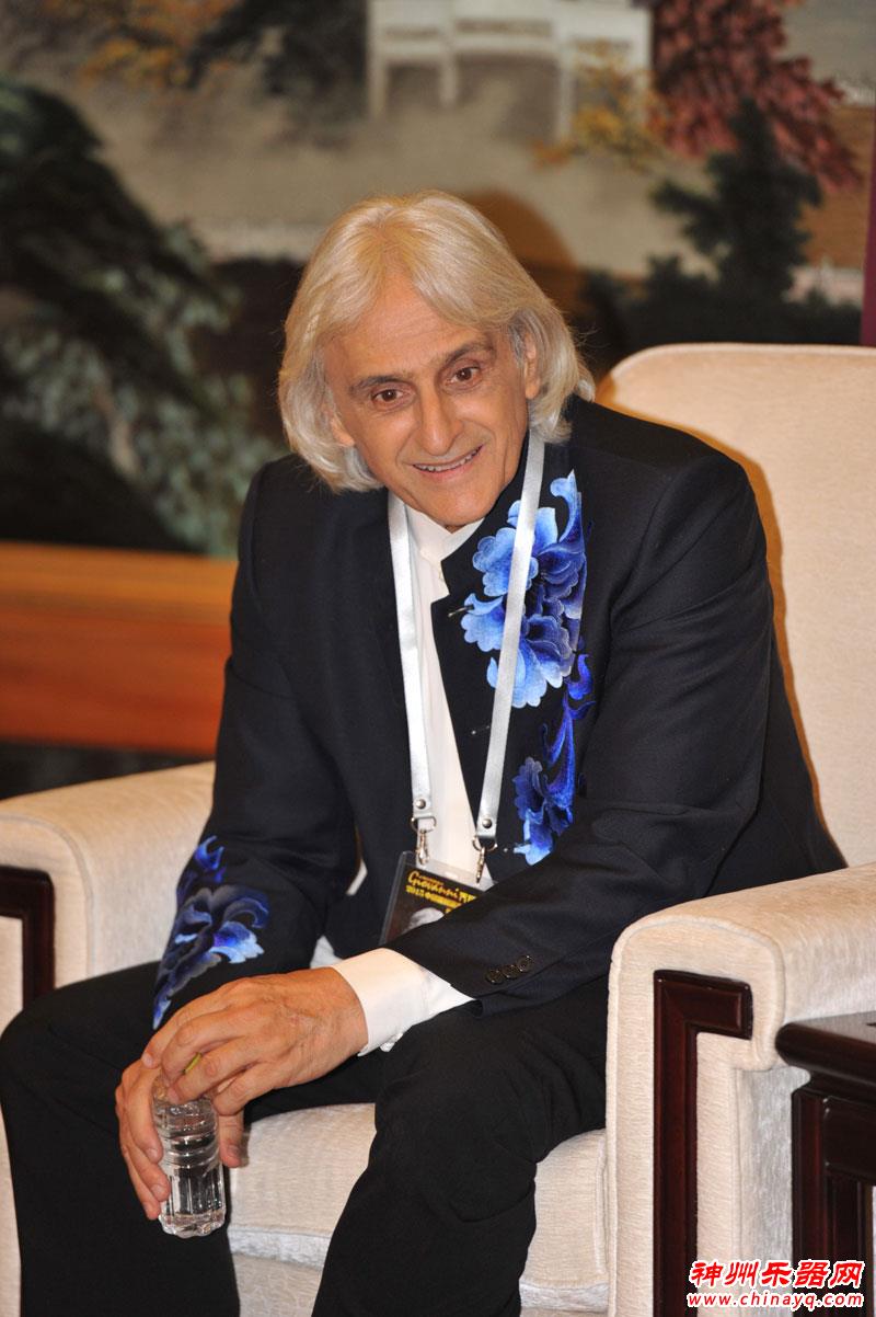 钢琴诗人乔瓦尼人民大会堂上演中国首秀 揭中国巡演序幕