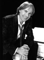 “钢琴老王子”陪你过新年