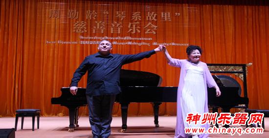 珠江钢琴助力中法钢琴慈善音乐会