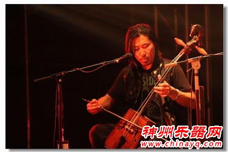 杭盖乐队赤峰开唱 《轮回》巡演已启动