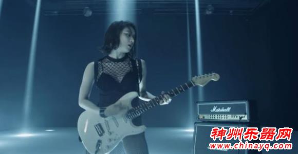 Wonder Girls回归预告 惠林透视装变性感高冷吉他手