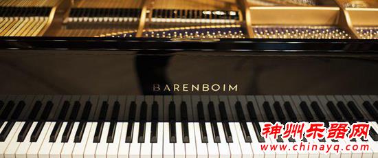 丹尼尔·巴伦博伊姆新钢琴亮相