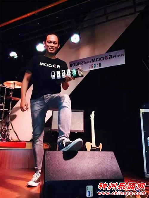 Dr. Robert正式成为魔耳MOOER艺术家