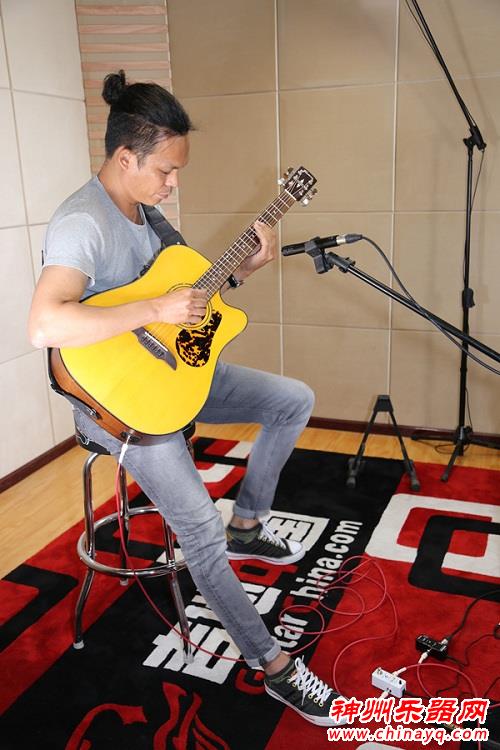 Dr. Robert正式成为魔耳MOOER艺术家