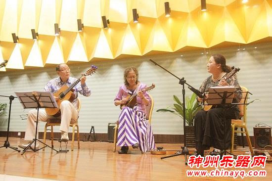 “首届秦岭国际吉他艺术节”亮相宁陕