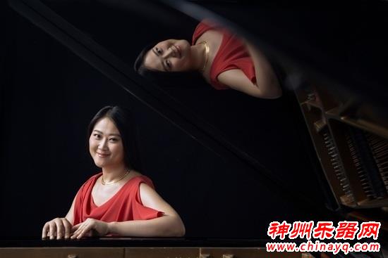 世界著名旅意女钢琴家居觐与你相约9月26日