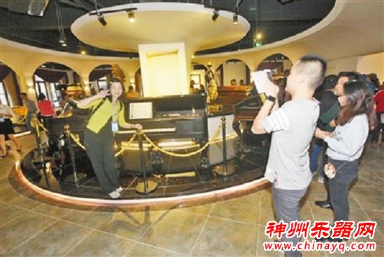 国内最大钢琴博物馆开馆 李云迪出席仪式并现场献曲