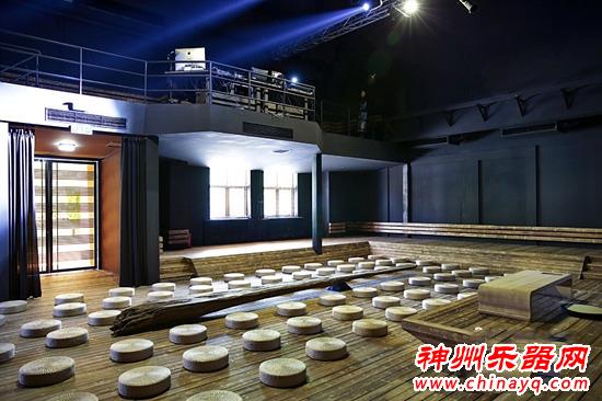 “耘剧场”拉开帷幕 现代舞台呈现古琴音乐(图)