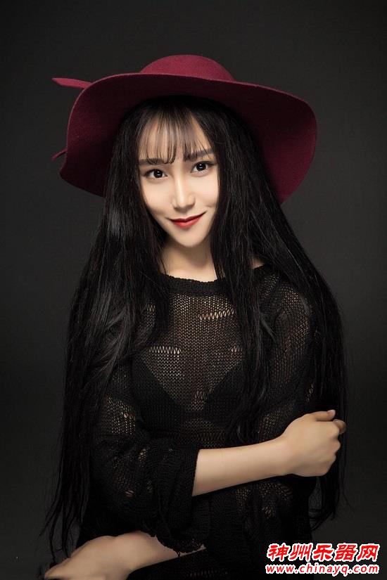 首都师范大学 气质二胡女神 祖璇（图）