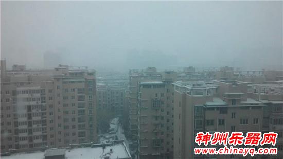 郑州迎来2016年冬天第一场雪