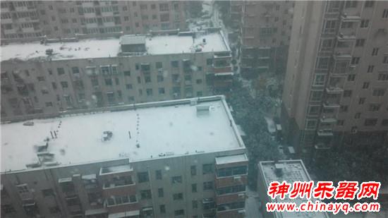郑州迎来2016年冬天第一场雪