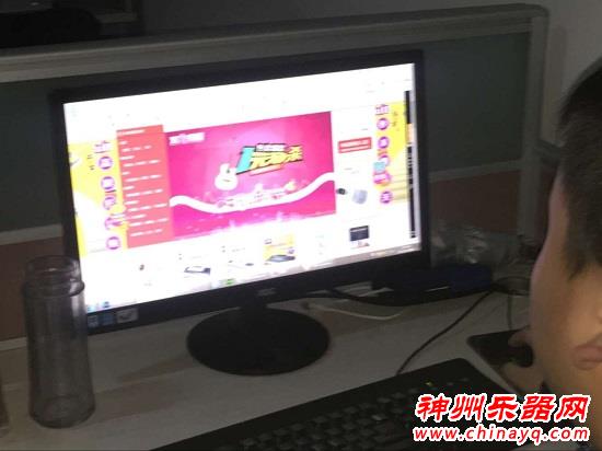 双十一前的数个夜晚她们在拼命