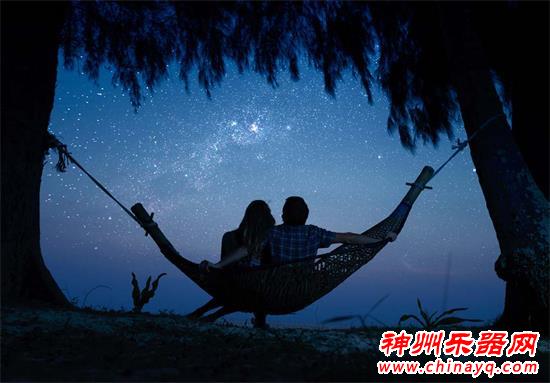 浪漫七夕节制造惊喜 送女朋友老婆什么礼物？看这里！