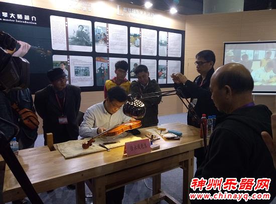 广州国际乐器展进入第三天精彩活动相继登场