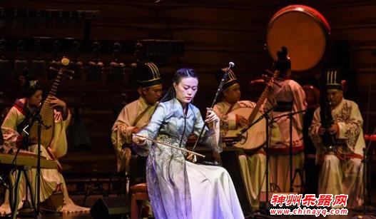 中国曲艺杂技亮相维也纳