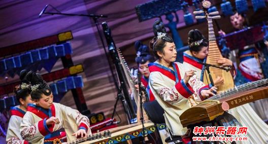 中国曲艺杂技亮相维也纳