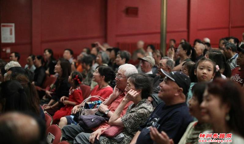 北京学生艺术团文艺演出