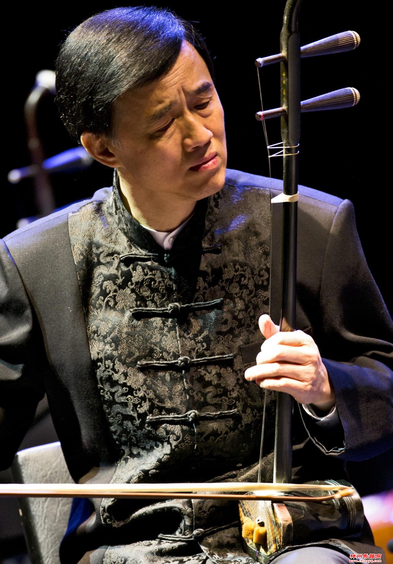 让琴声细诉，为江南情倾